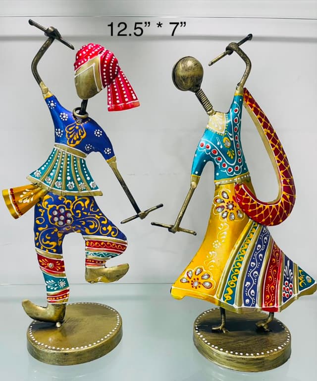 Iron Dolls Image